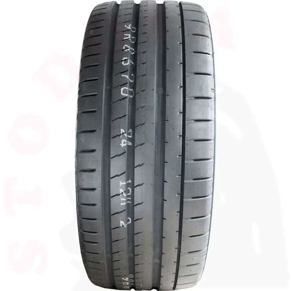 opona-yokohama-advan-sport-v107-o-wymiarach-255/35R20-97Y-front